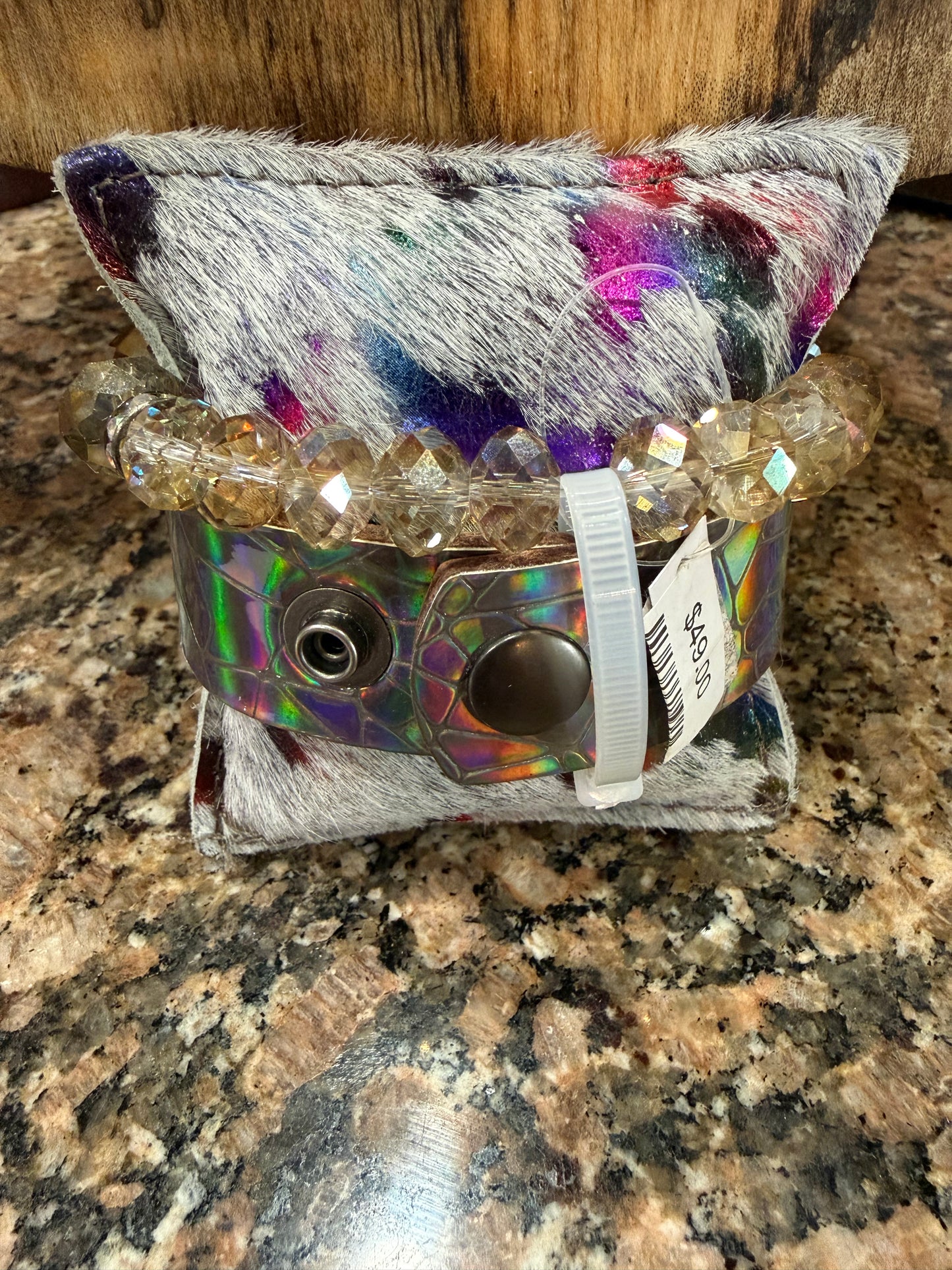 Sandra Ling Bracelet Set with Cowhide Pillow