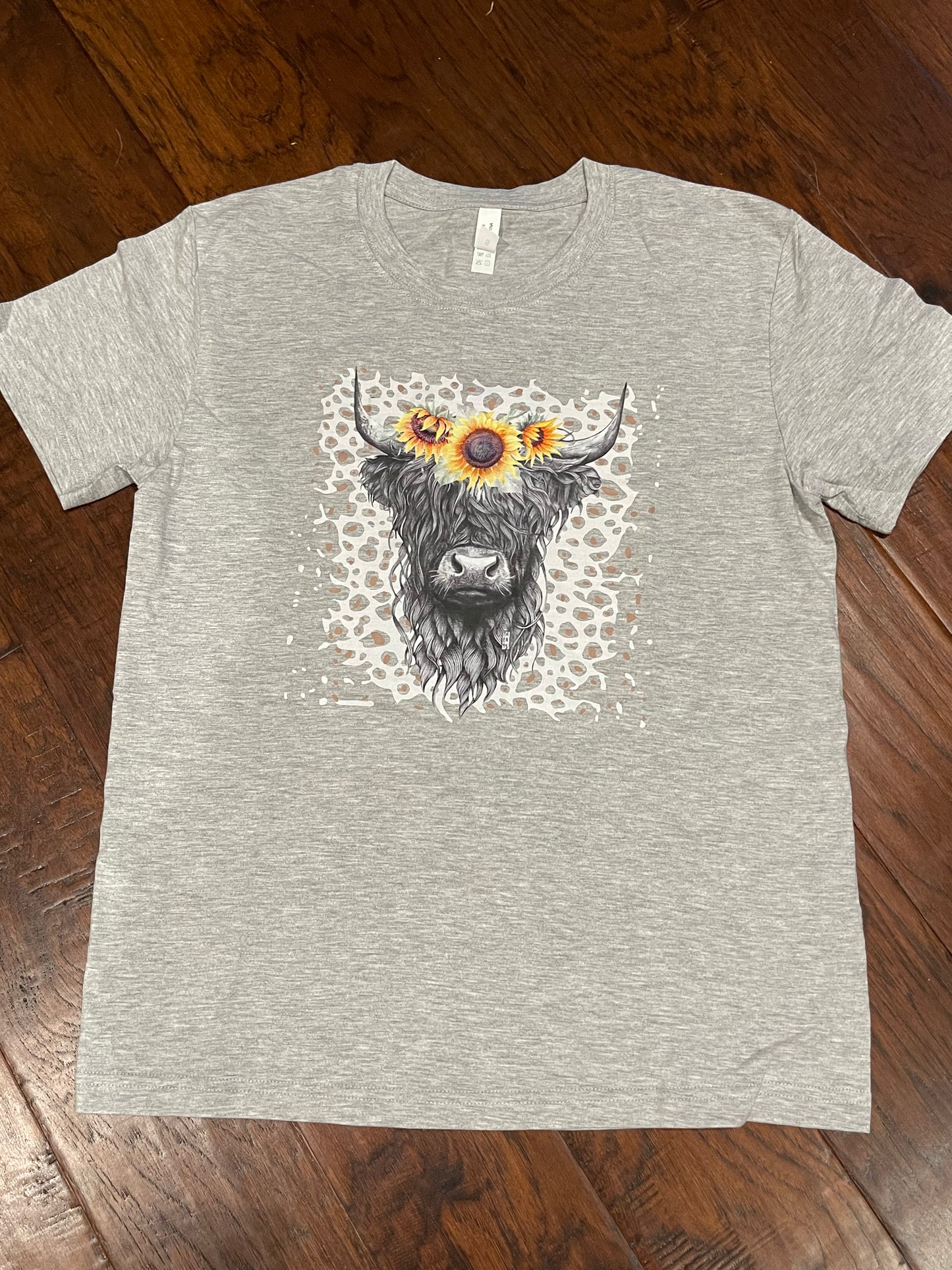 Highland Cow Sunflower Tee