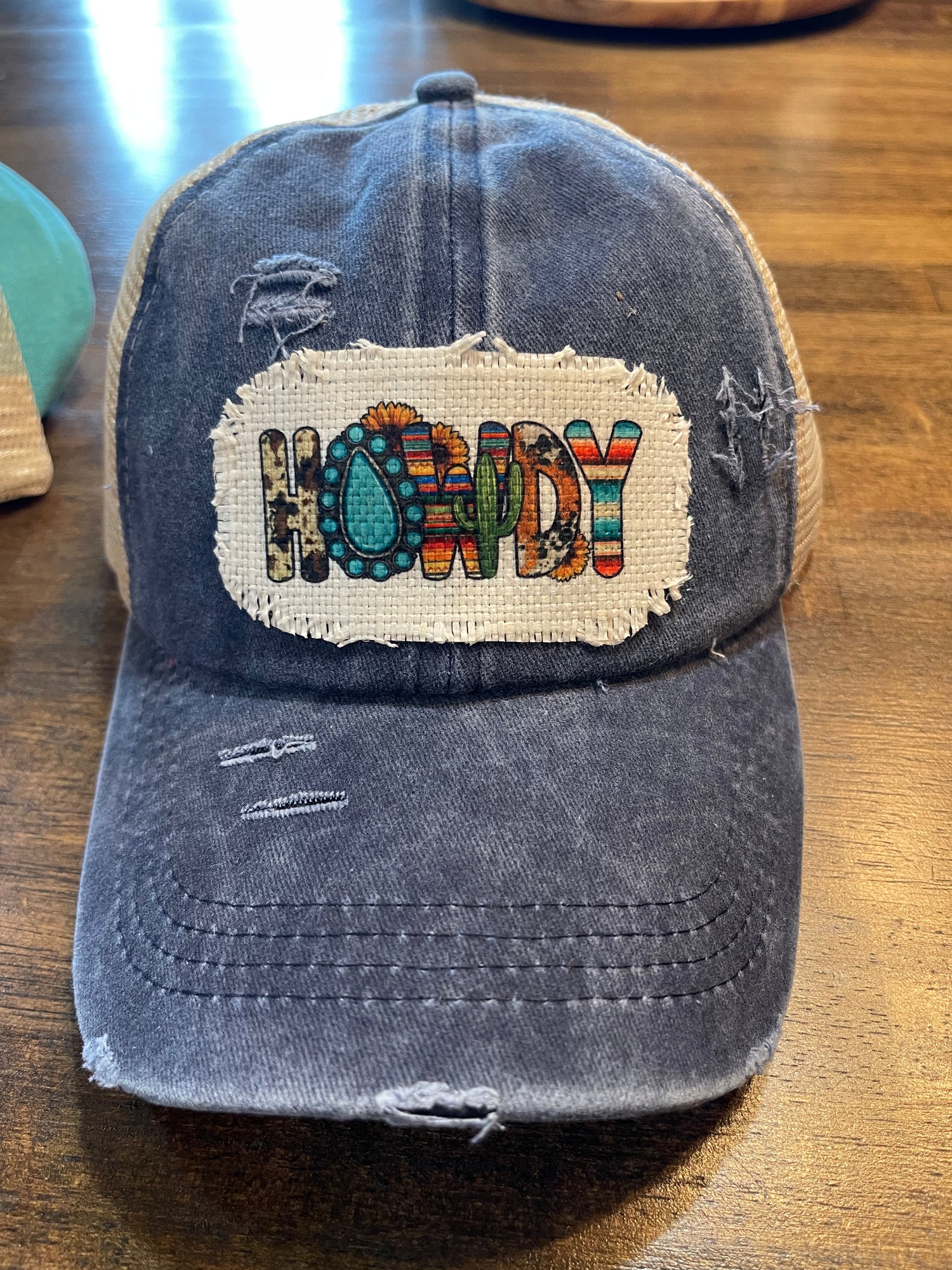 Caps