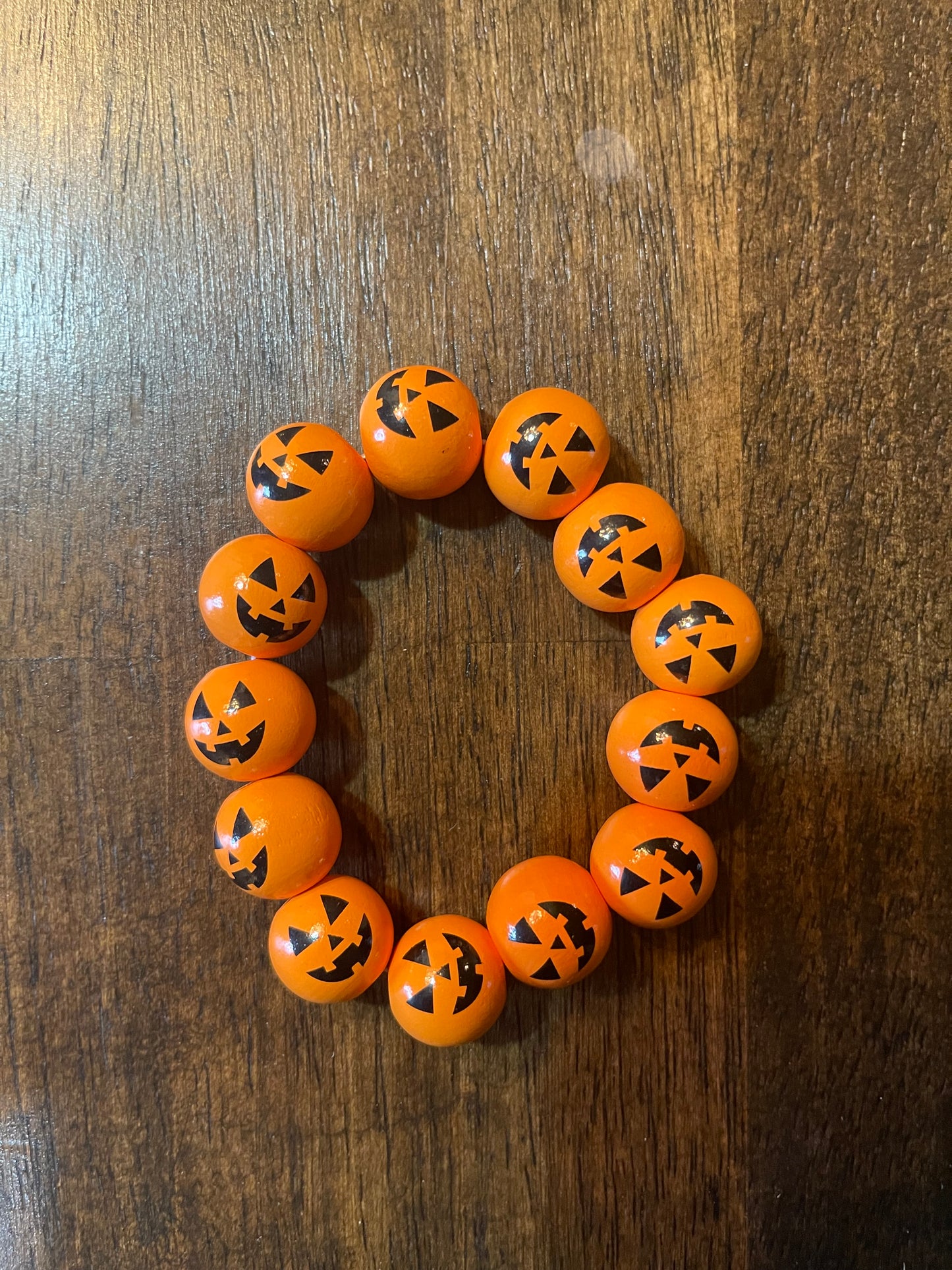 Jack-o-lantern Stretch Bracelet